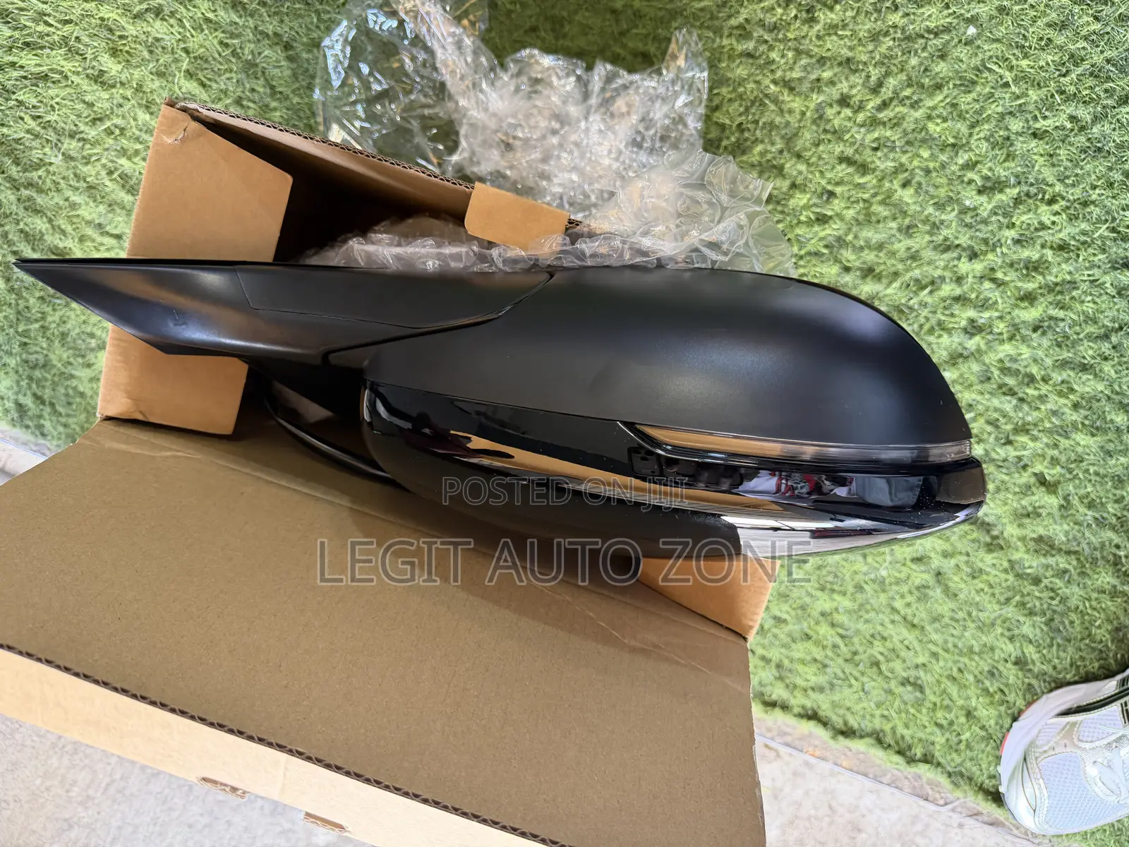 Honda Accord 2020,2021,2022, Driving Mirror Sensor and lightAvailable