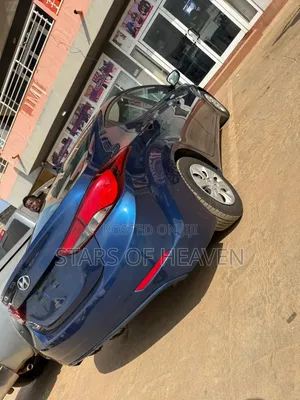 Hyundai Elantra 2016 Blue