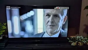 Samsung Crystal Uhd TV DM