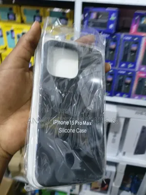 iPhone 15 Pro Max Pouch
