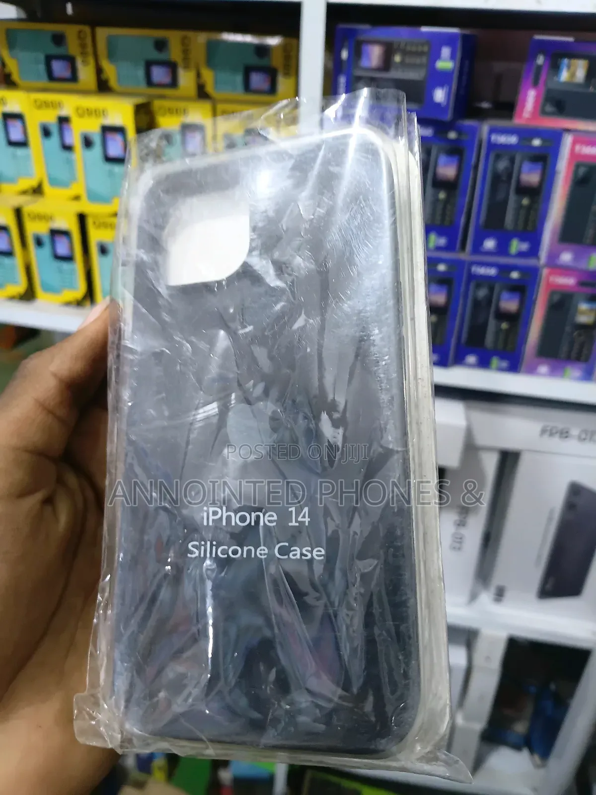 iPhone 14 Pouch