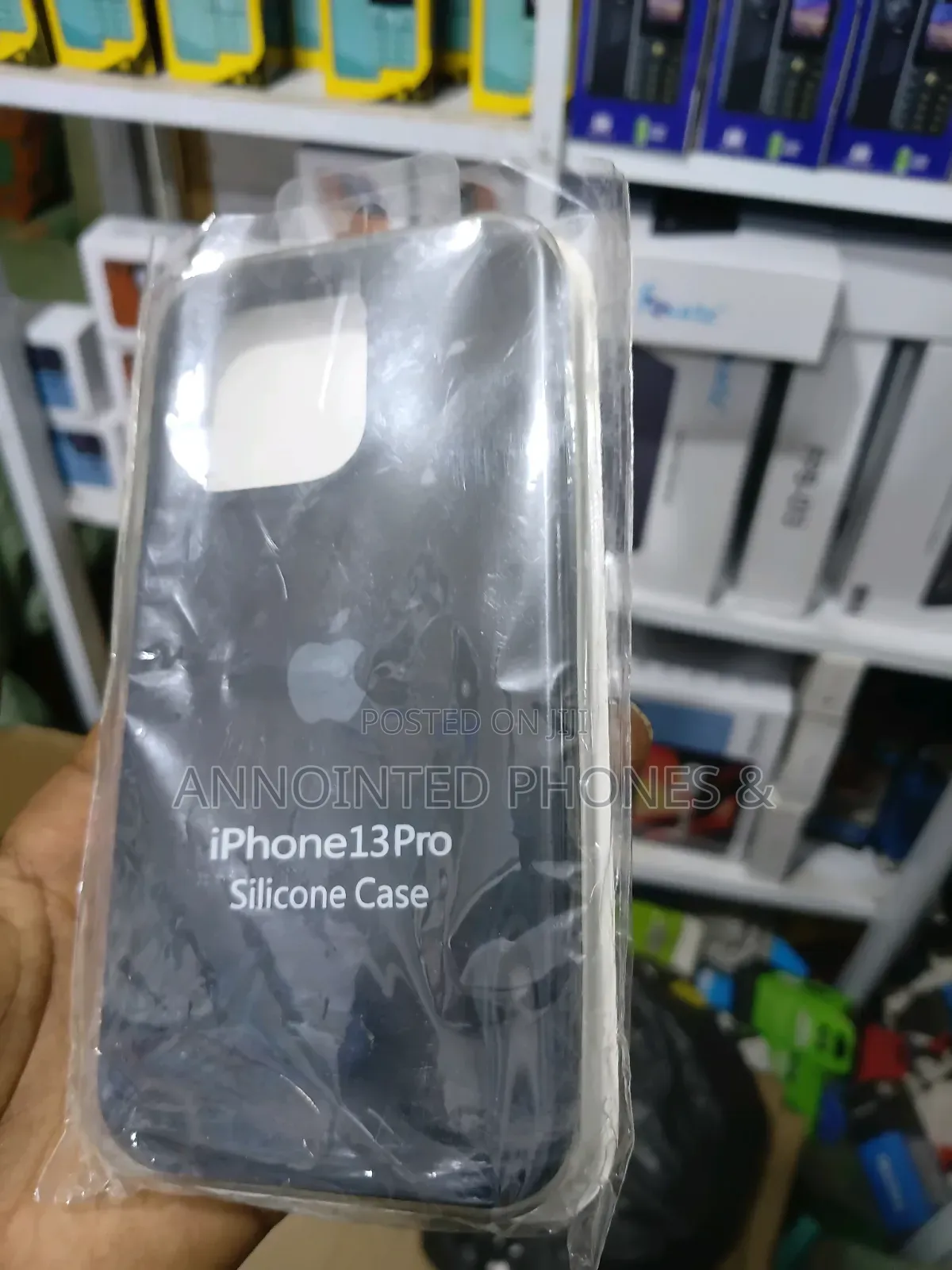 Iphome 13 Pro Pouch
