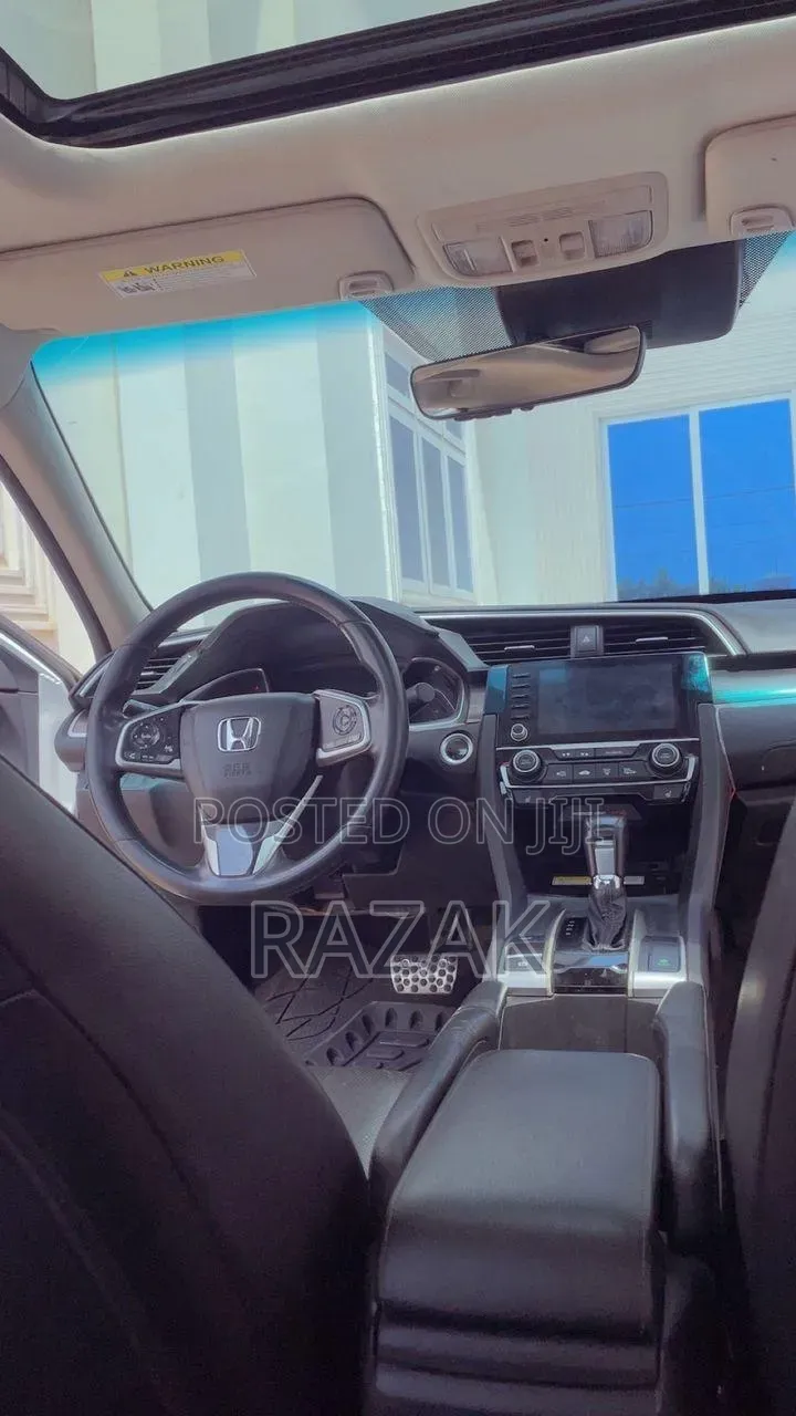 Honda Civic 2021 White