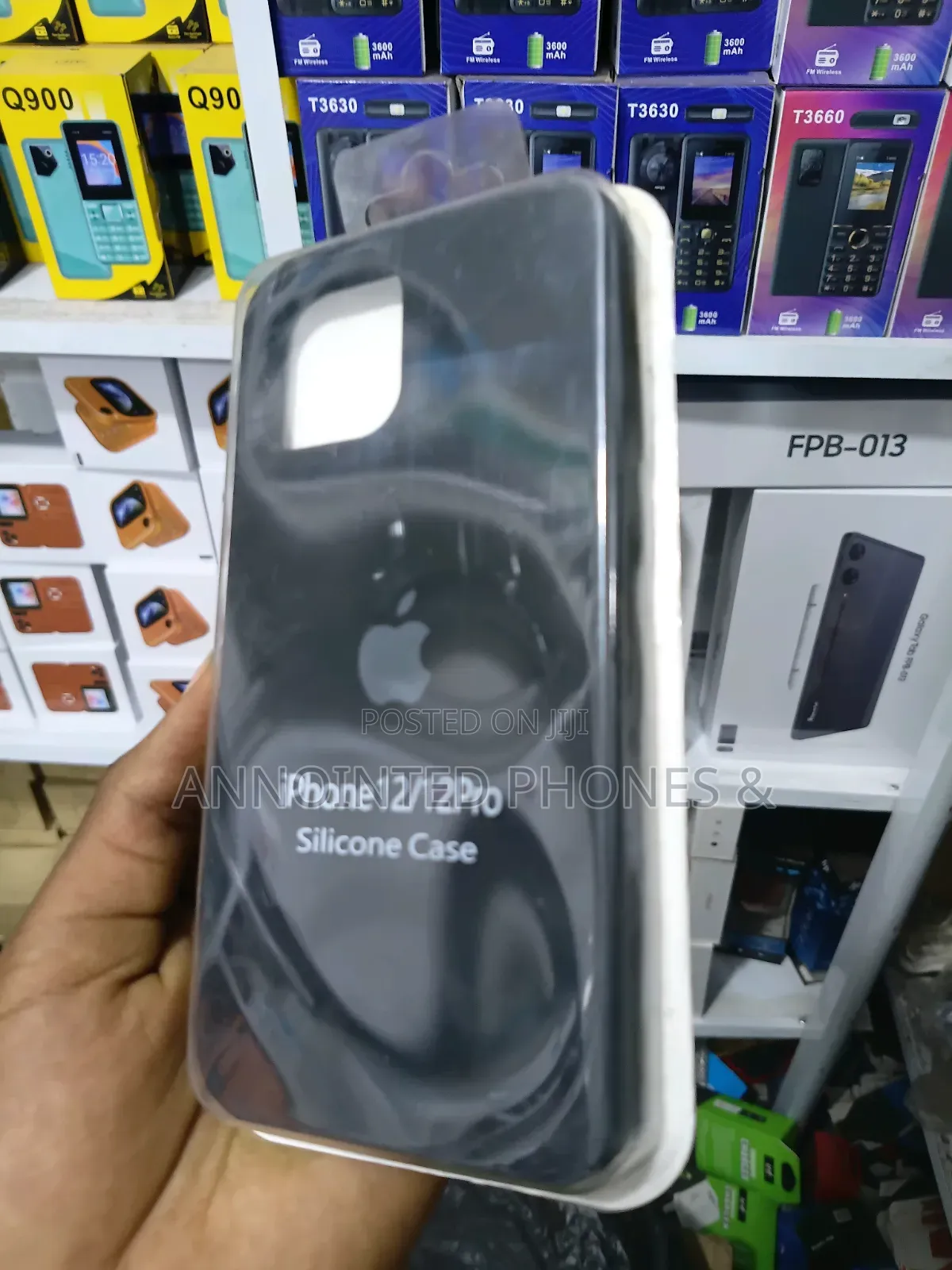 iPhone 12 Pro Pouch