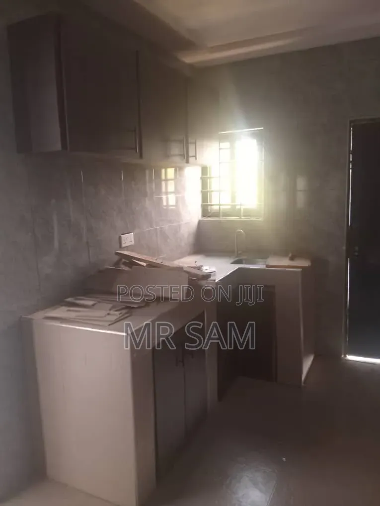 3bdrm House in Sam Properties, Adade for rent