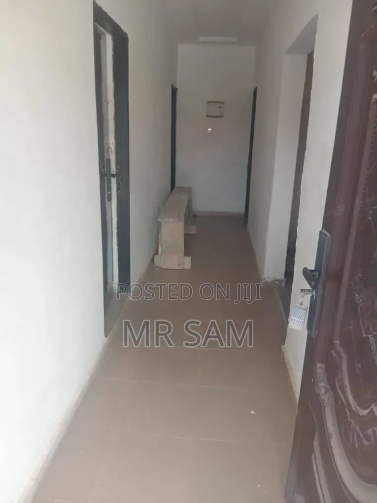 3bdrm House in Sam Properties, Adade for rent