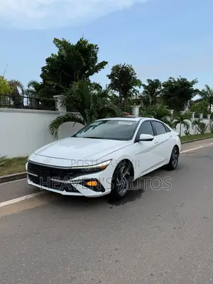 Hyundai Elantra 2024 White