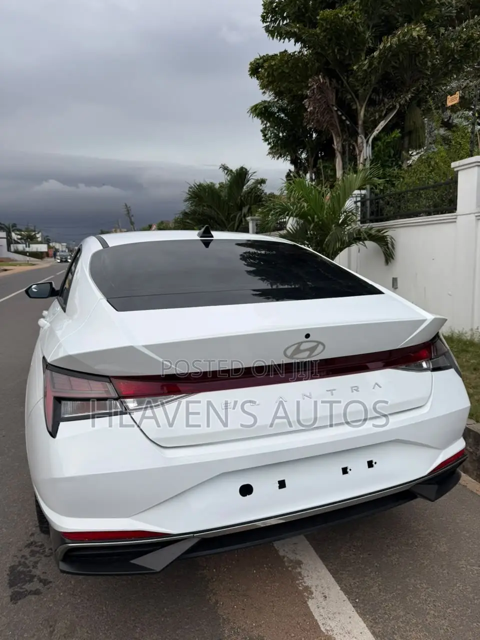 Hyundai Elantra 2024 White