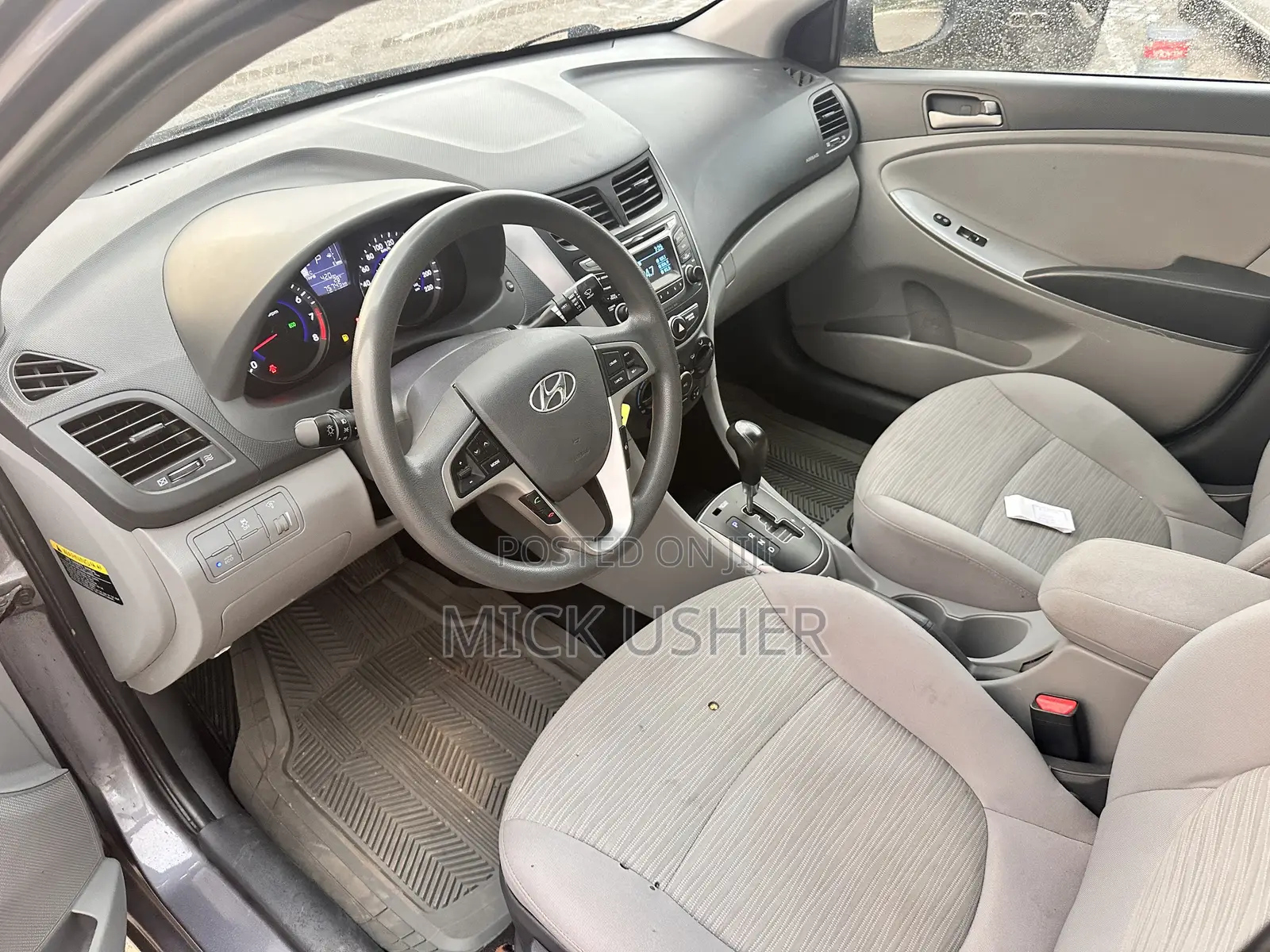 Hyundai Accent SE Sedan 2017 Gray