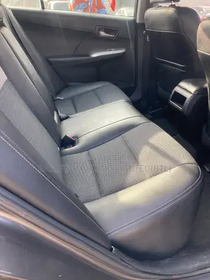 Toyota Camry SE 4dr Sedan (2.5L 4cyl 6A) 2014 Gray