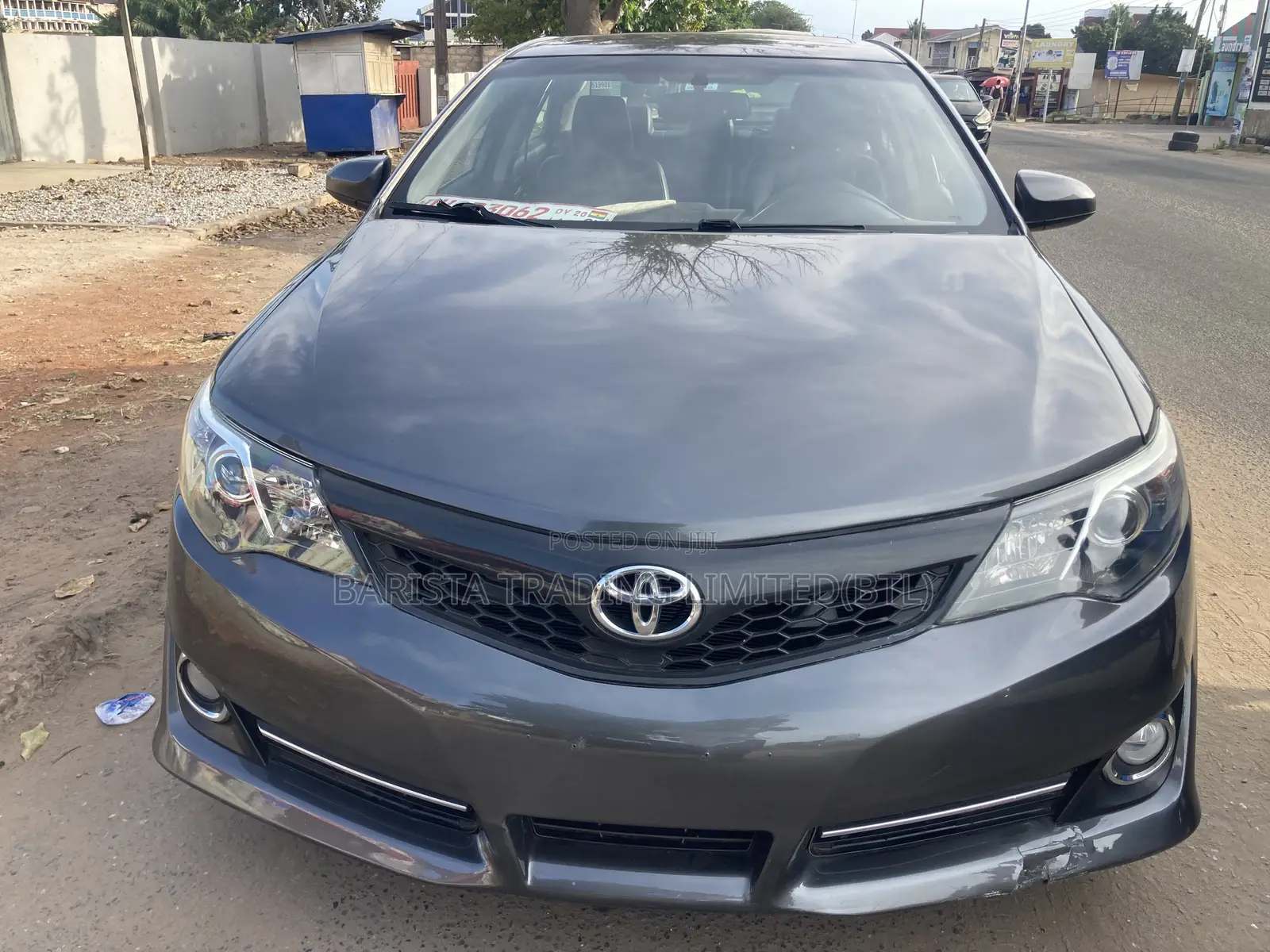 Toyota Camry SE 4dr Sedan (2.5L 4cyl 6A) 2014 Gray