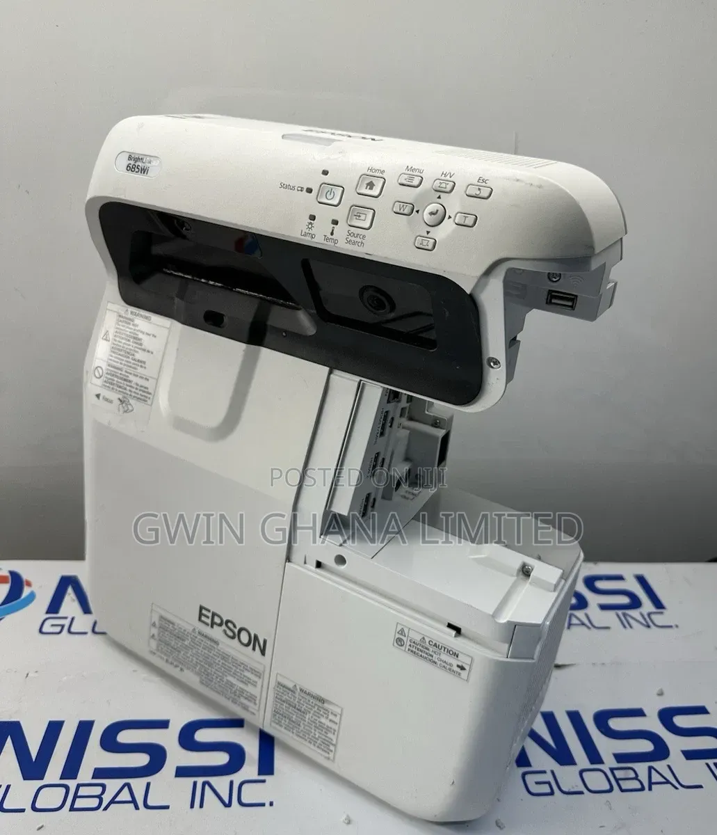 BrightLink 695Wi WXGA 3LCD Ultra Short-Throw . 3500 Lumes. HDMI