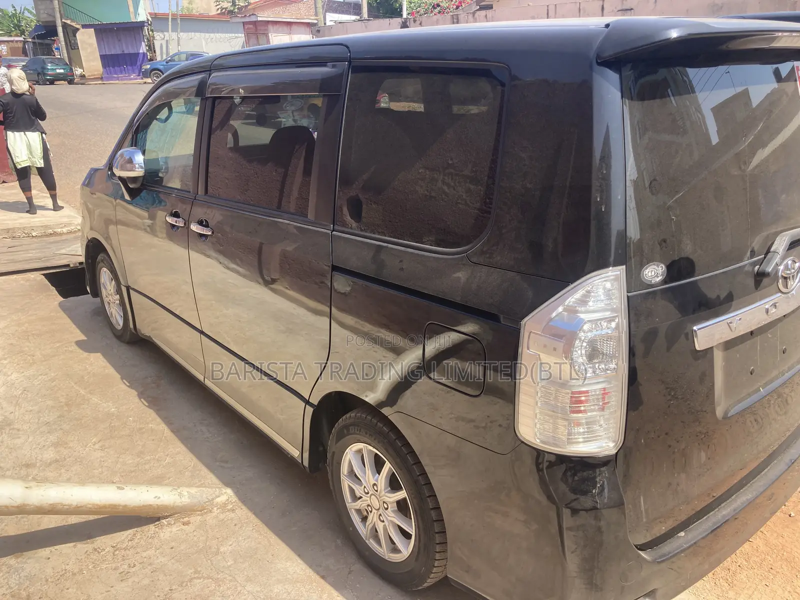 Toyota Voxy V 2WD 7-Seater 2013 Black