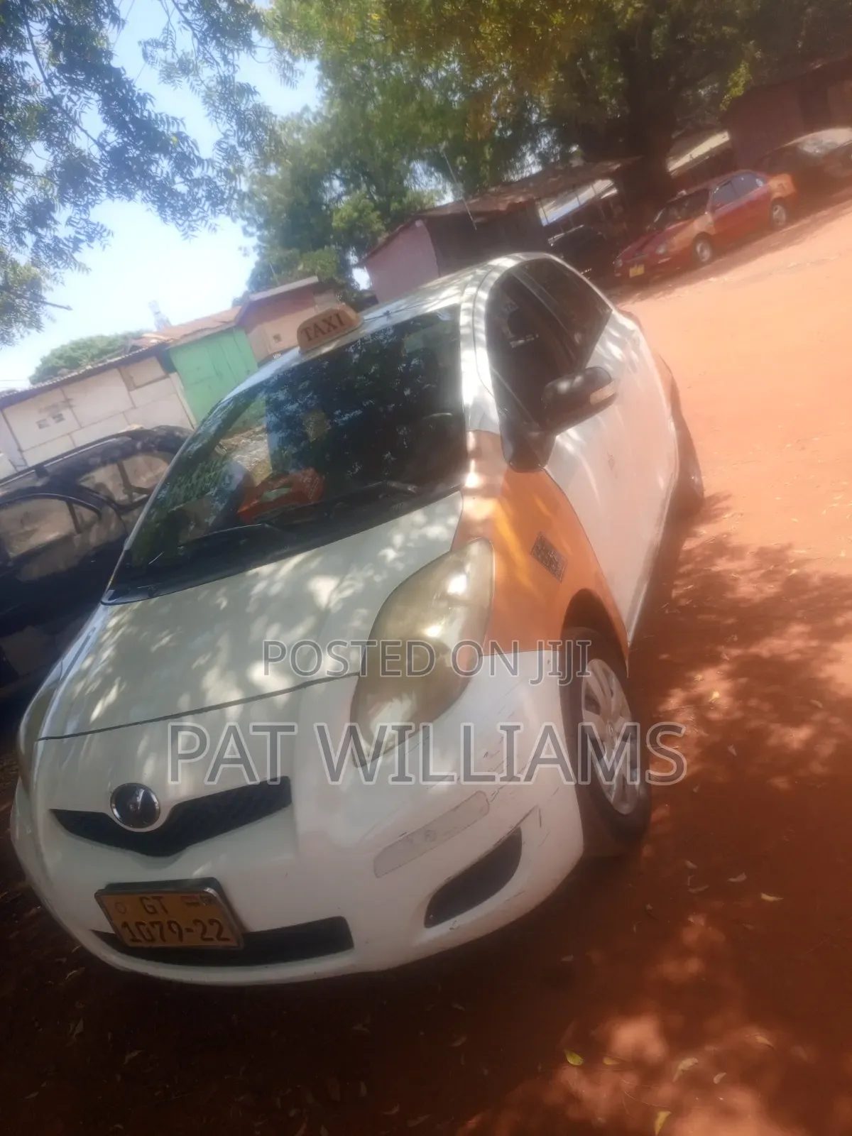 Toyota Vitz 1.0 FWD 3dr 2010