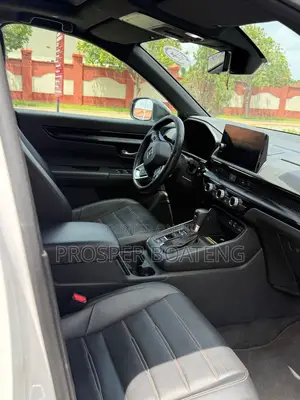 Honda CR-V 2023 White