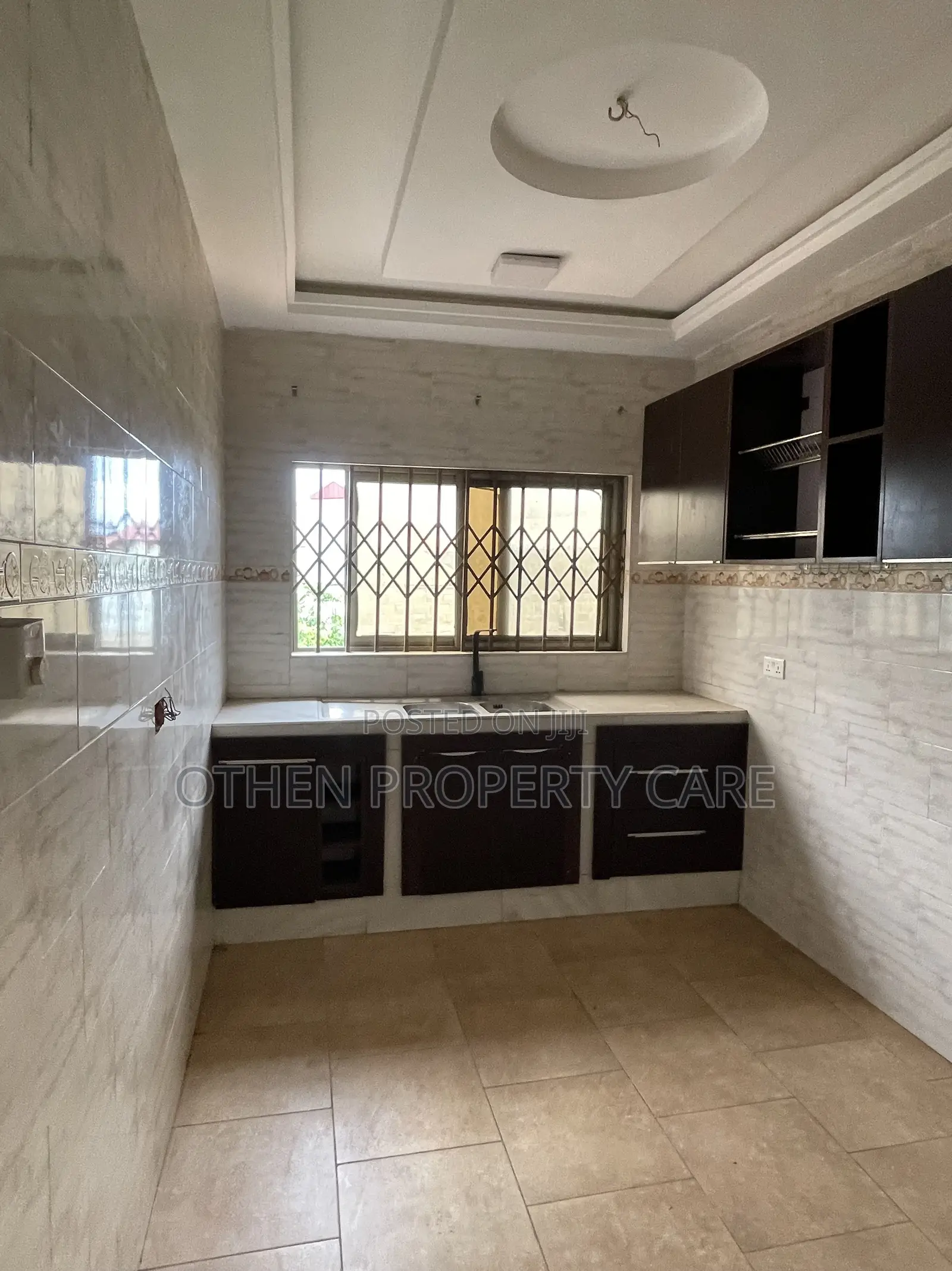 2bdrm Apartment in Othen Property Care, Ofankor for rent