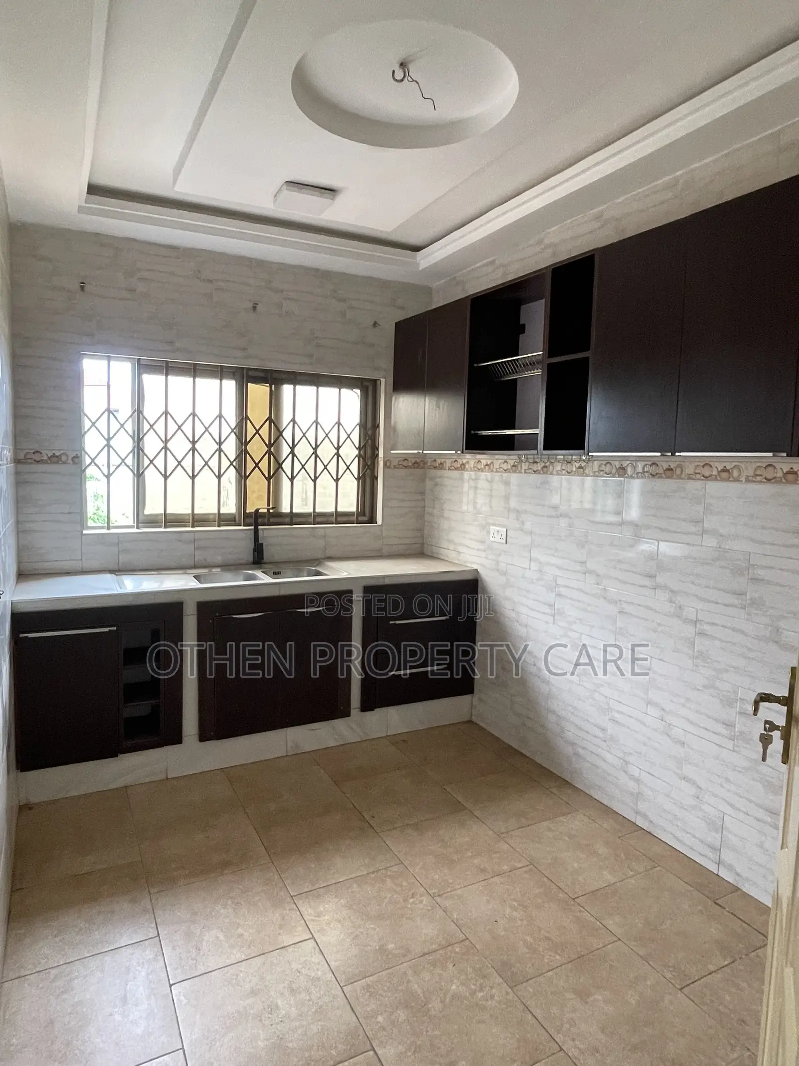 2bdrm Apartment in Othen Property Care, Ofankor for rent
