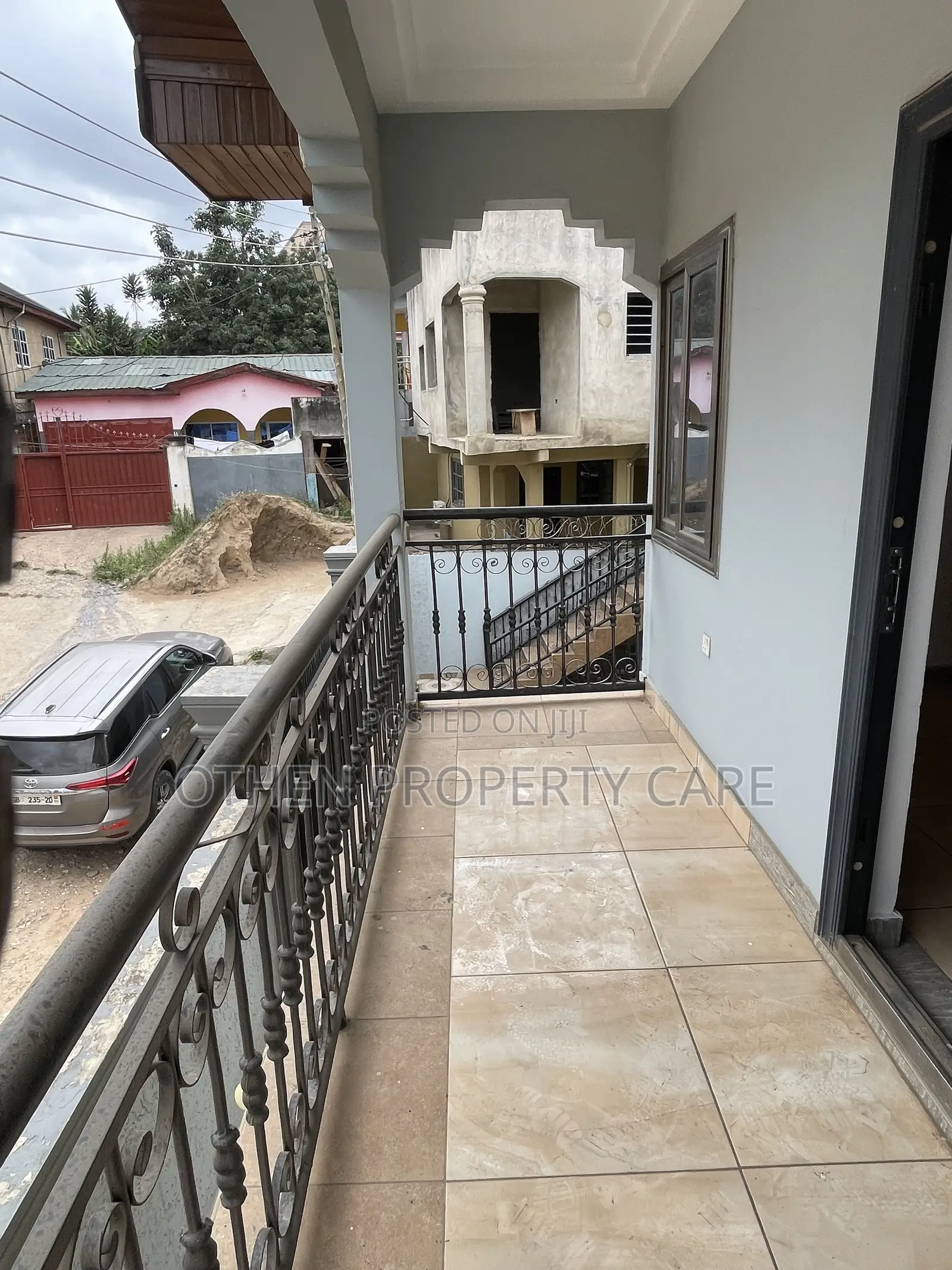 2bdrm Apartment in Othen Property Care, Ofankor for rent