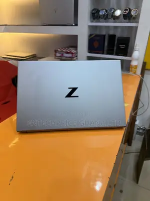 Laptop HP ZBook Studio G8 32GB Intel Core i7 SSD 512GB