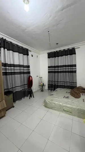 Furnished 6bdrm House in Sefdard Properties, Amasaman for sale