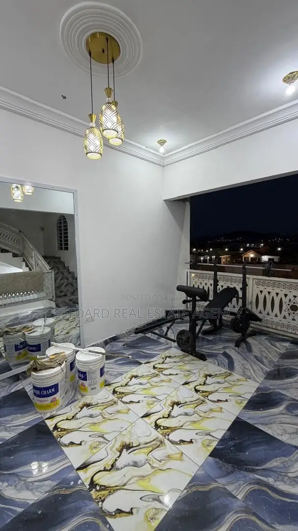 Furnished 6bdrm House in Sefdard Properties, Amasaman for sale