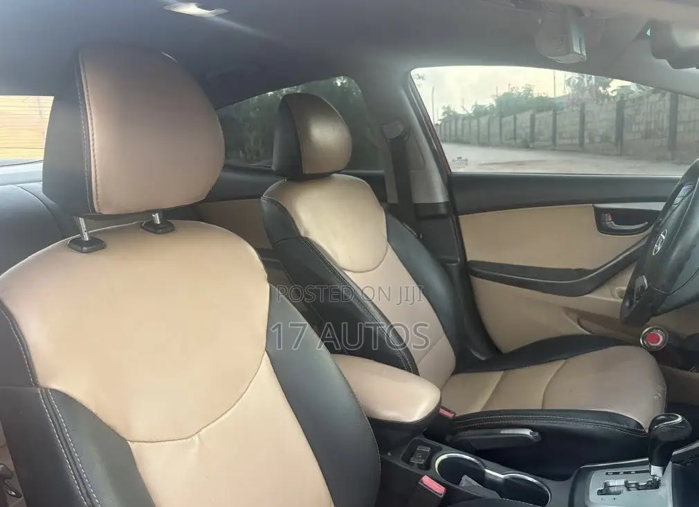 Hyundai Elantra GLS Sedan FWD (1.8L 4cyl 6A) 2013 Red