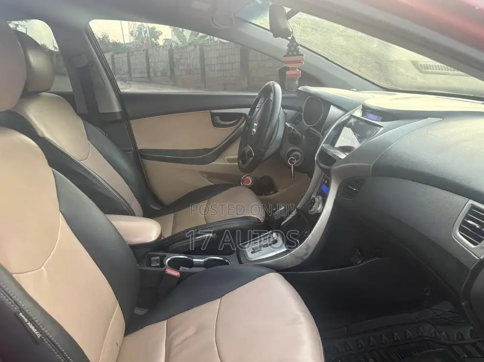 Hyundai Elantra GLS Sedan FWD (1.8L 4cyl 6A) 2013 Red