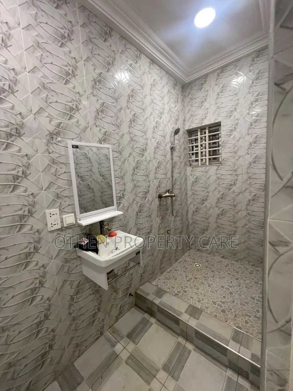 2bdrm Apartment in Othen Property Care., Abokobi for rent