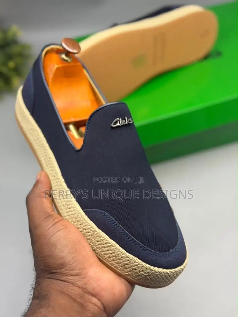 • Clarks Men's City-Loft Casual Slip-on Sneakers - Navy Blue Comfort