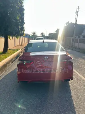 Toyota Camry 2021 Red