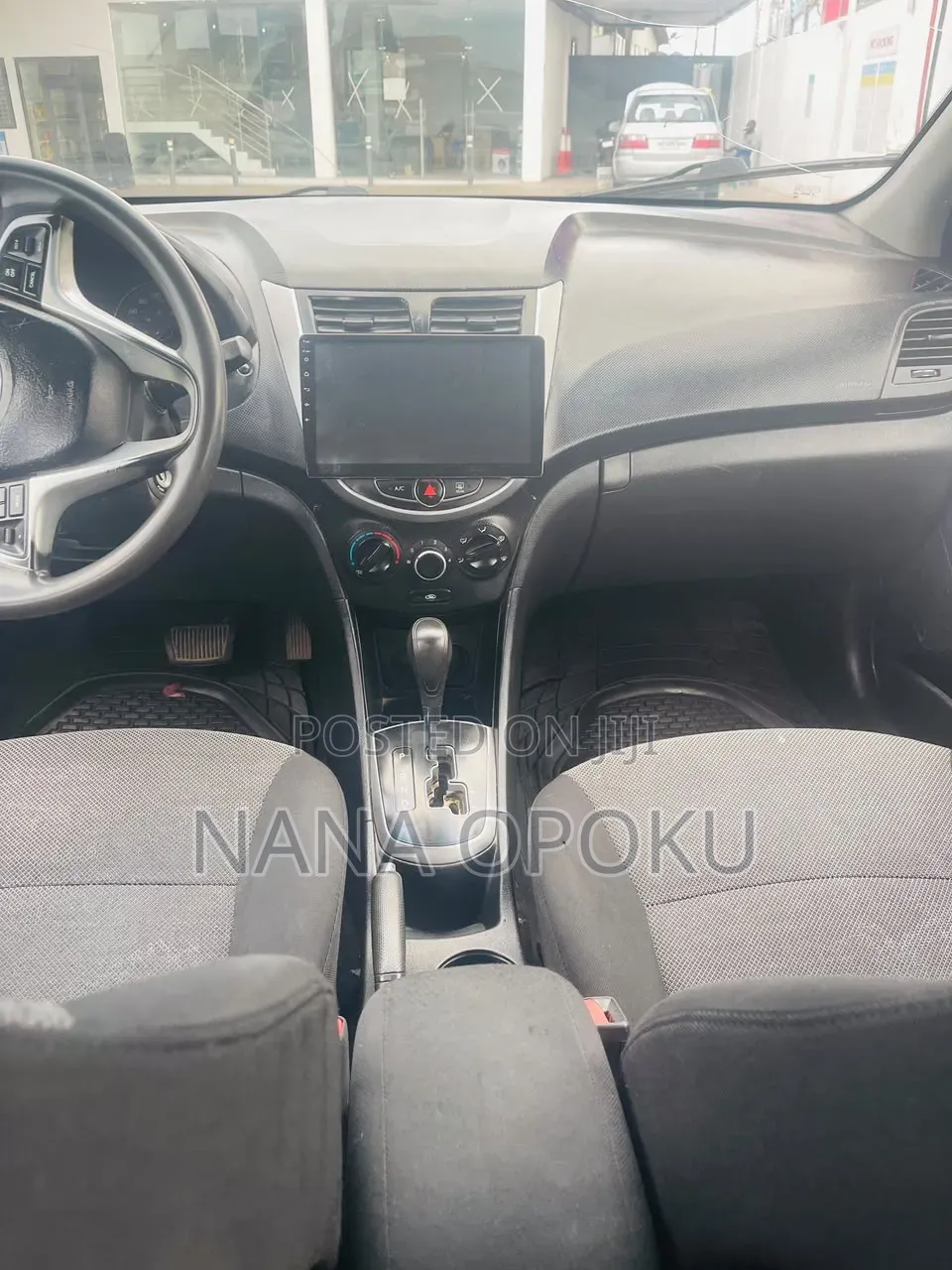 Hyundai Accent 2014 Red
