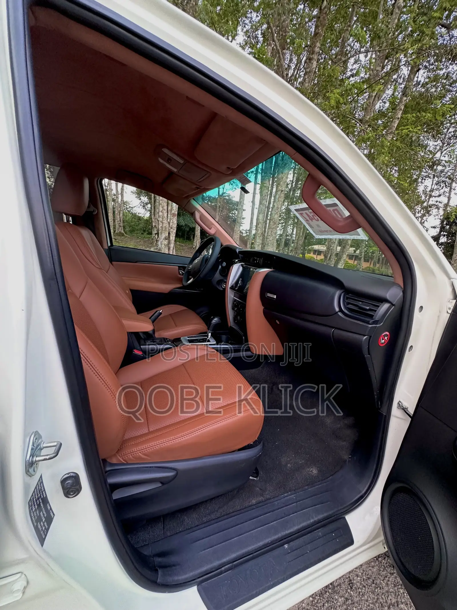 Toyota Fortuner 2019 White