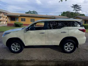Toyota Fortuner 2019 White