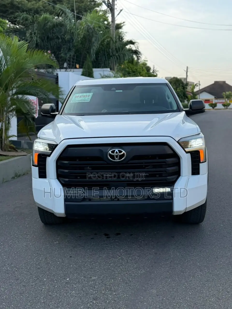 Toyota Tundra 2023 White