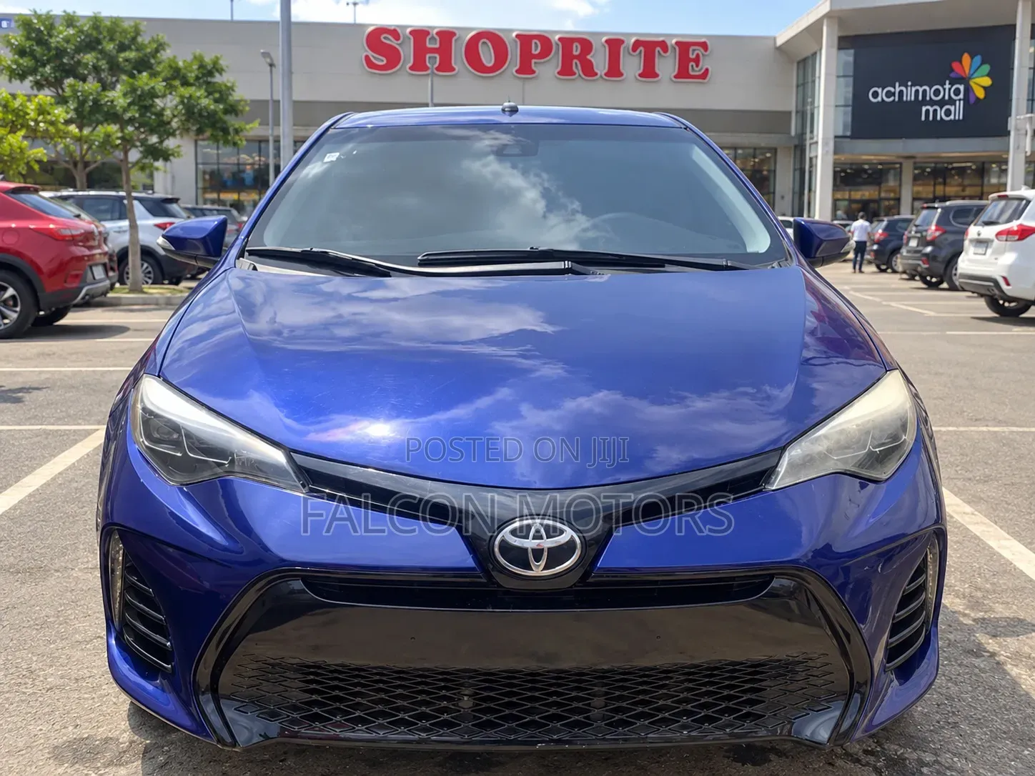 Toyota Corolla SE (1.8L 4cyl 2A) 2018 Blue