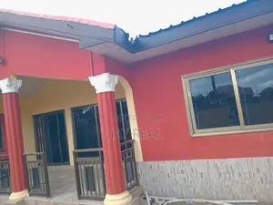3bdrm Apartment in Jay Real Estate., Kasoa for rent