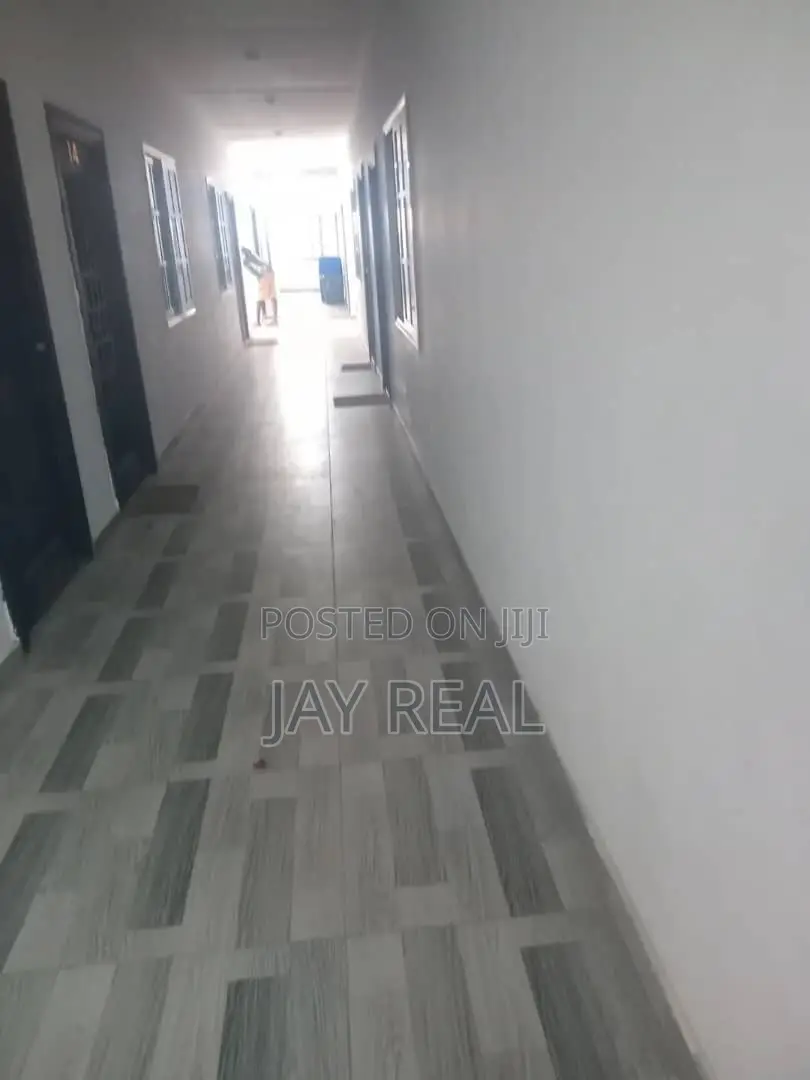 3bdrm Apartment in Jay Real Estate., Kasoa for rent