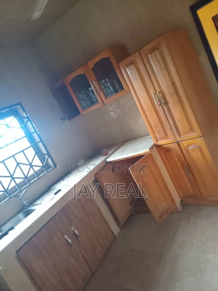 3bdrm Apartment in Jay Real Estate., Kasoa for rent