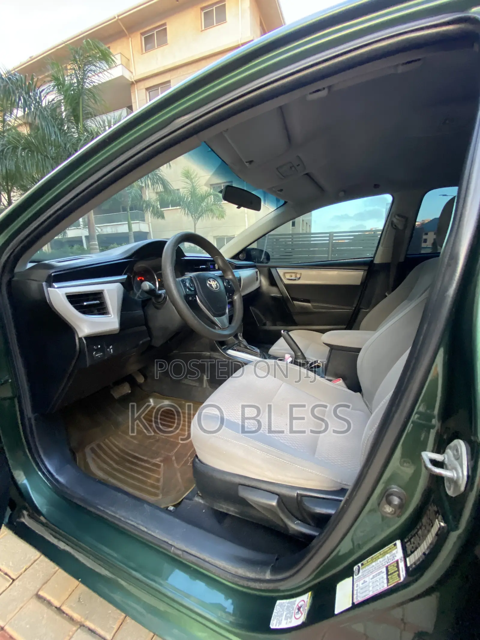 Toyota Corolla 2014 Green