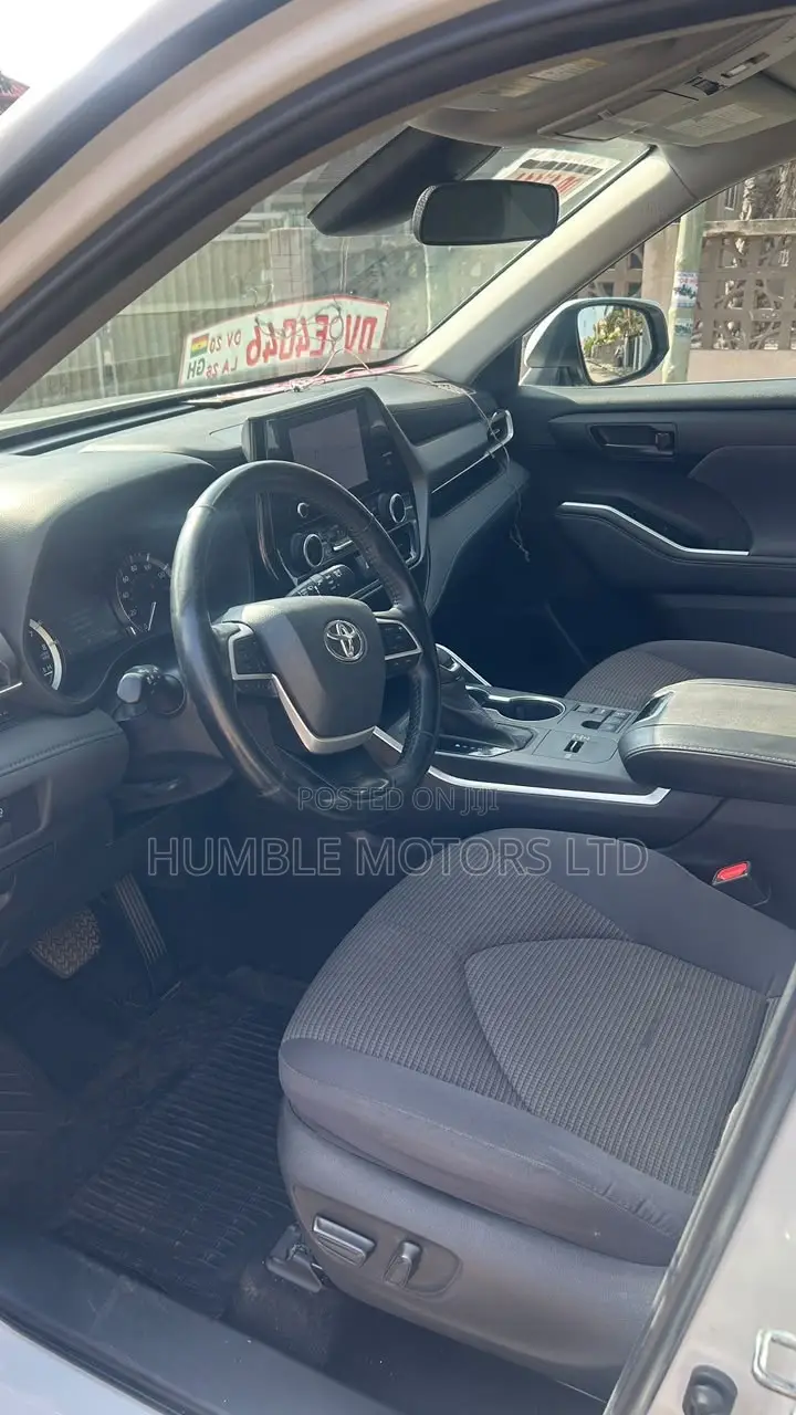 Toyota Highlander 2022 White