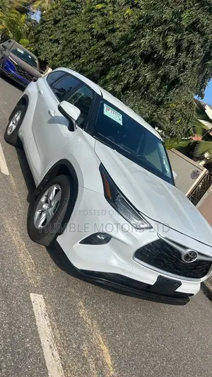 Toyota Highlander 2022 White