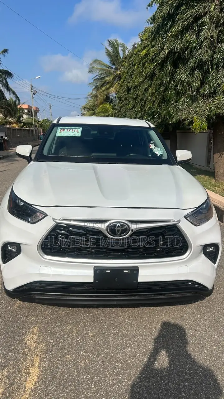 Toyota Highlander 2022 White