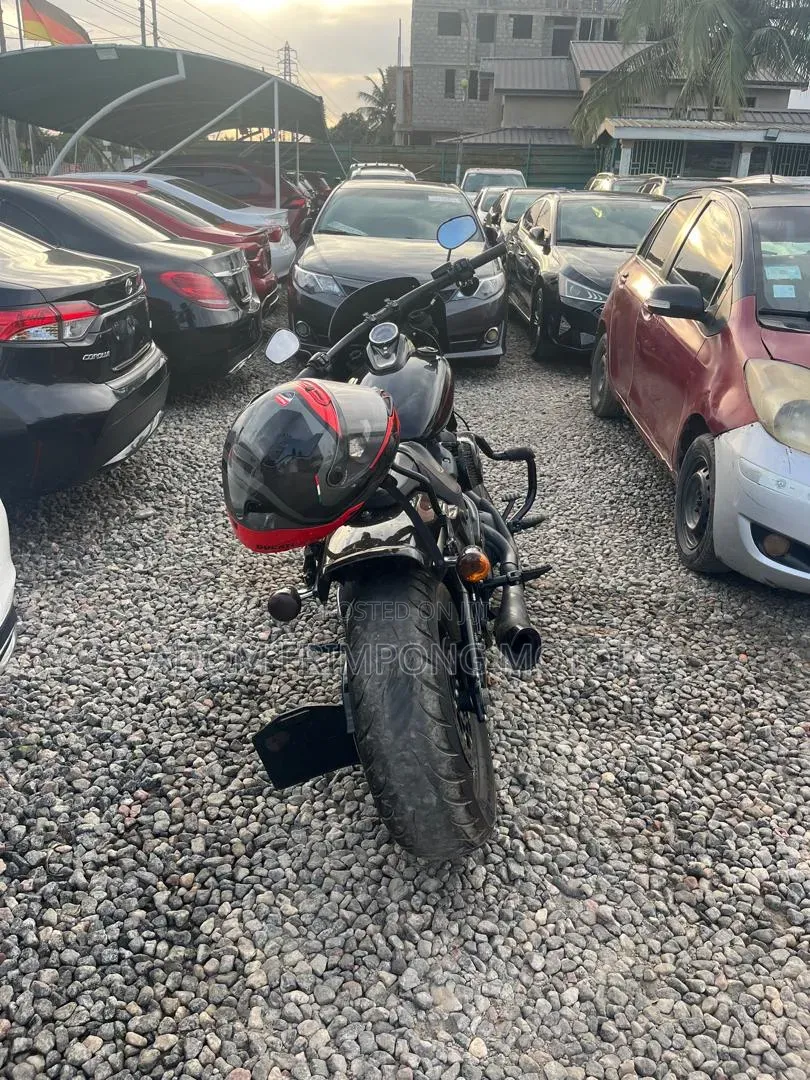 Harley-Davidson 2022 Black