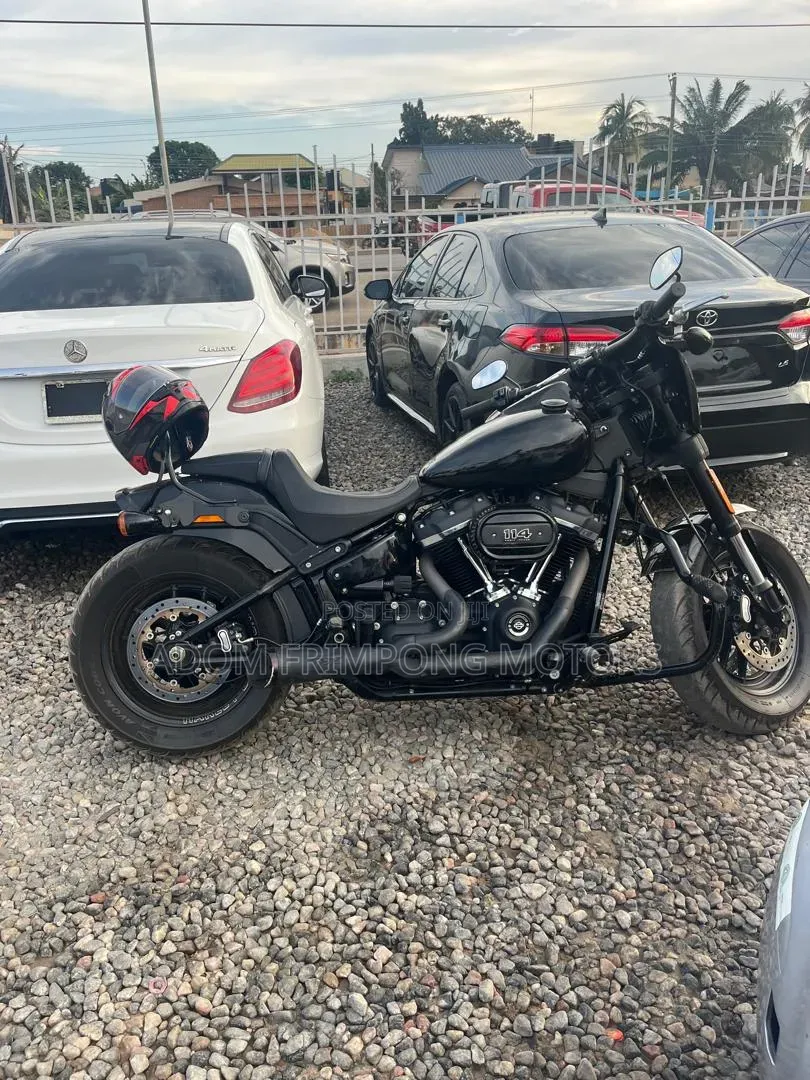 Harley-Davidson 2022 Black
