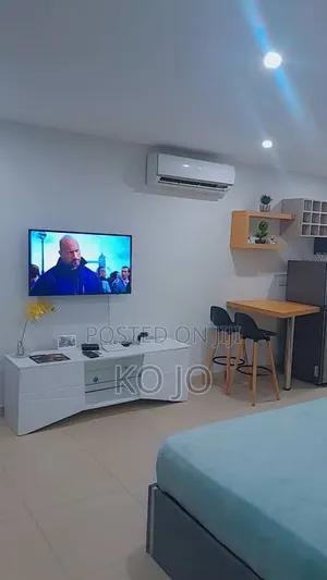 Furnished 1bdrm Apartment in Riviera, Boundary Road Area for rent