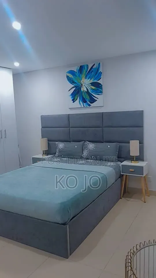 Furnished 1bdrm Apartment in Riviera, Boundary Road Area for rent