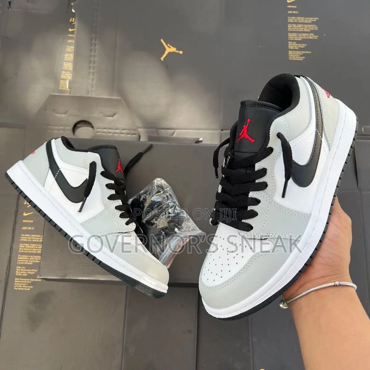 Air Jordan 1 Low