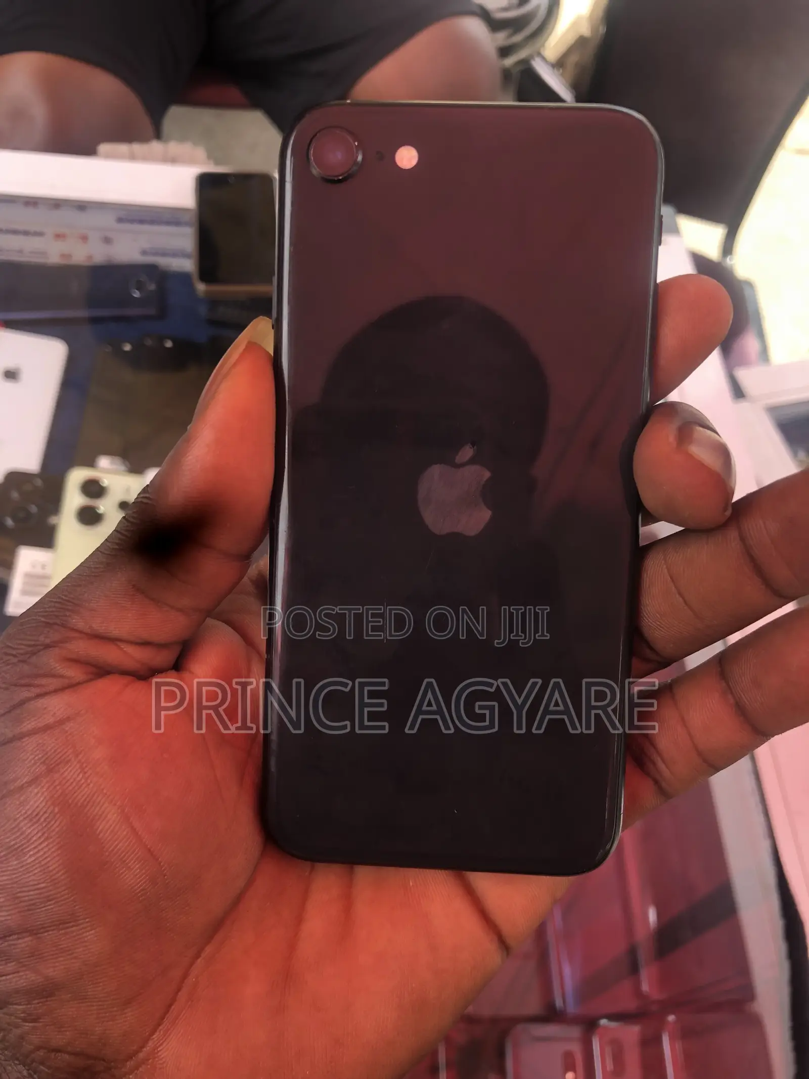 Apple iPhone SE (2022) 64 GB