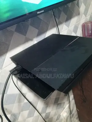PS 4 Standard