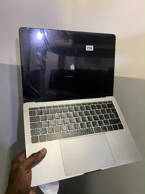 Laptop Apple MacBook Pro 16GB Intel Core i7 SSD 250GB